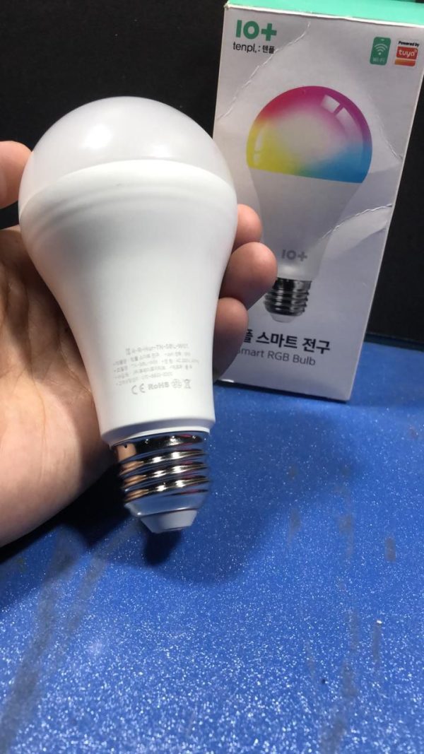Smart LED Light Bulb with Built-in Bluetooth Speaker and Remote Control